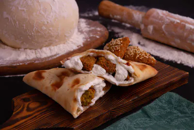 Labna & Falafel